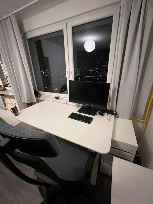 Inspirujace Miejsce Z Widokiem Na Miasto! 罗兹 外观 照片